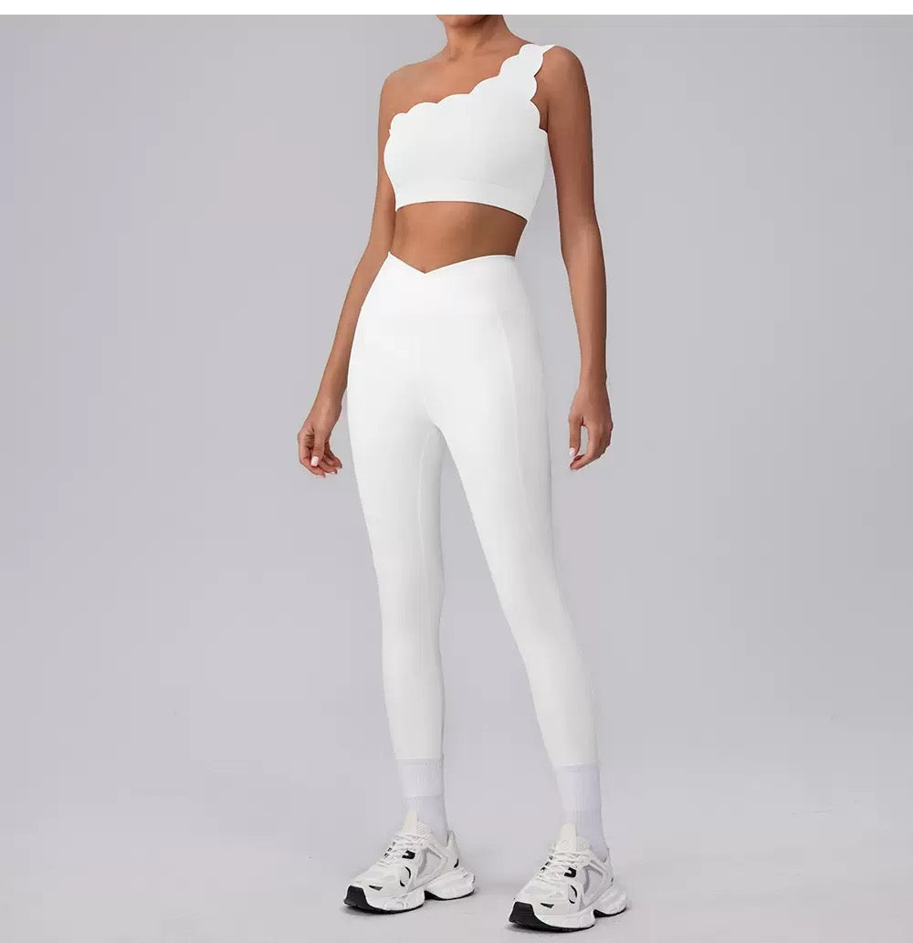 The Soft-V Scallop Set