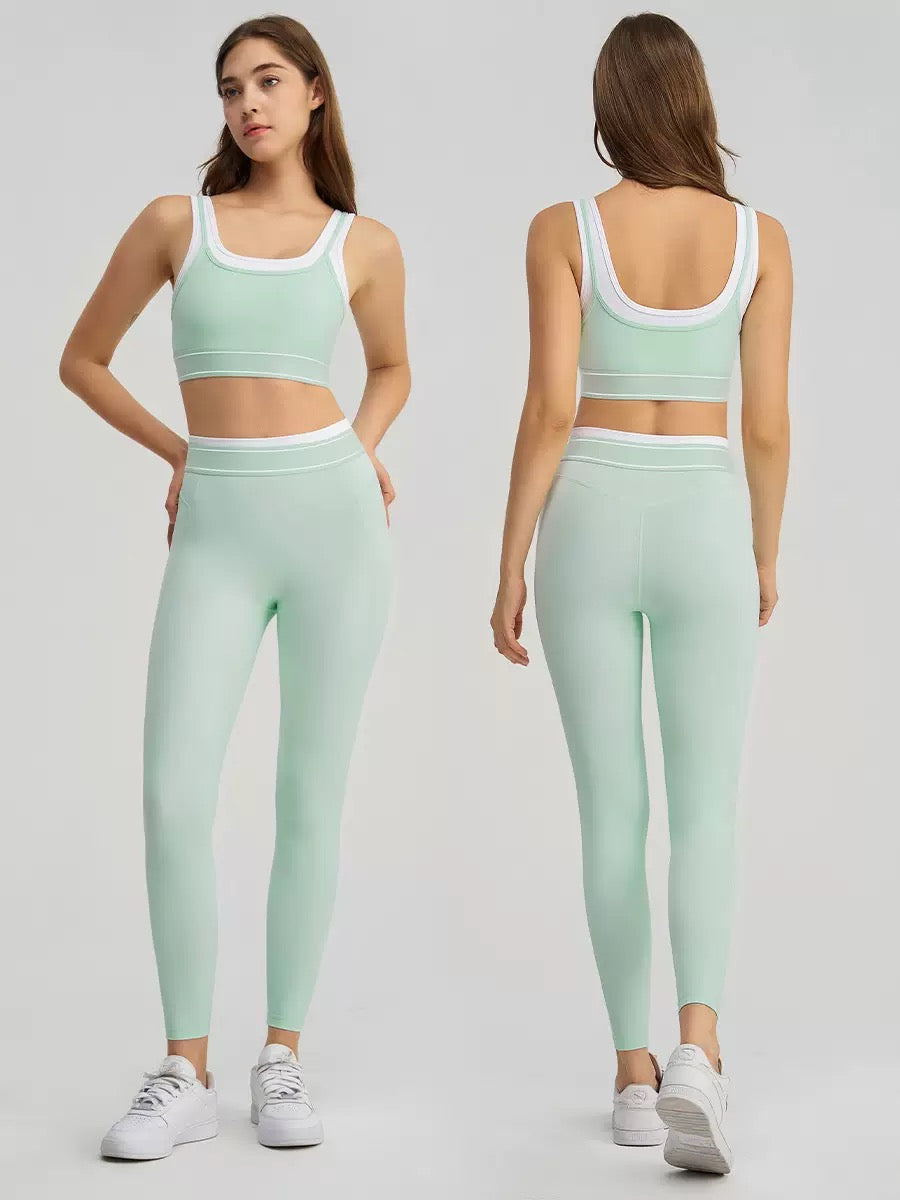 The Court Classic Set