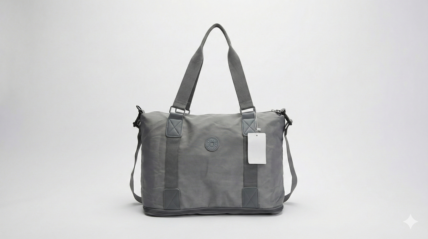 The Aura Essential Duffel