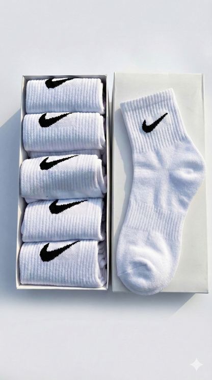 Nike Essential Cotton-Blend Socks – Boxed Set
